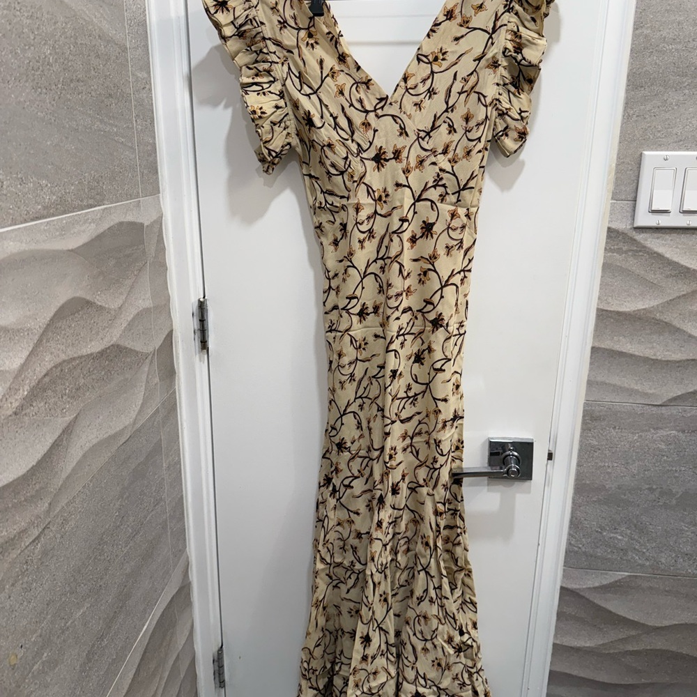 Doén Floral Maxi Dress
